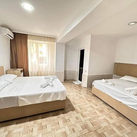 Femi Ji Hotel Batumi Kültér fotó