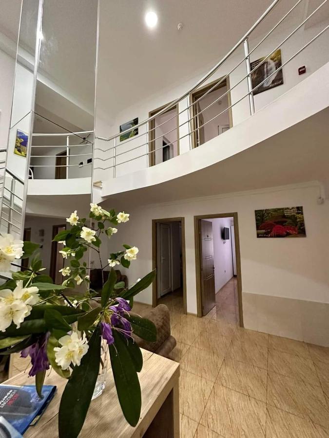 Femi Ji Hotel Batumi Kültér fotó