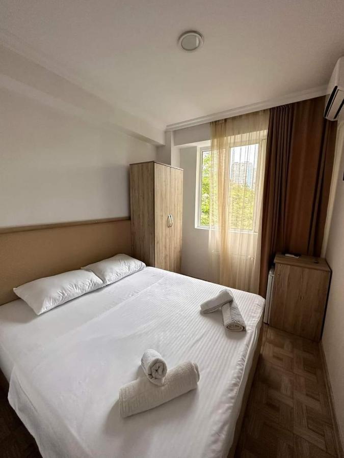 Femi Ji Hotel Batumi Kültér fotó