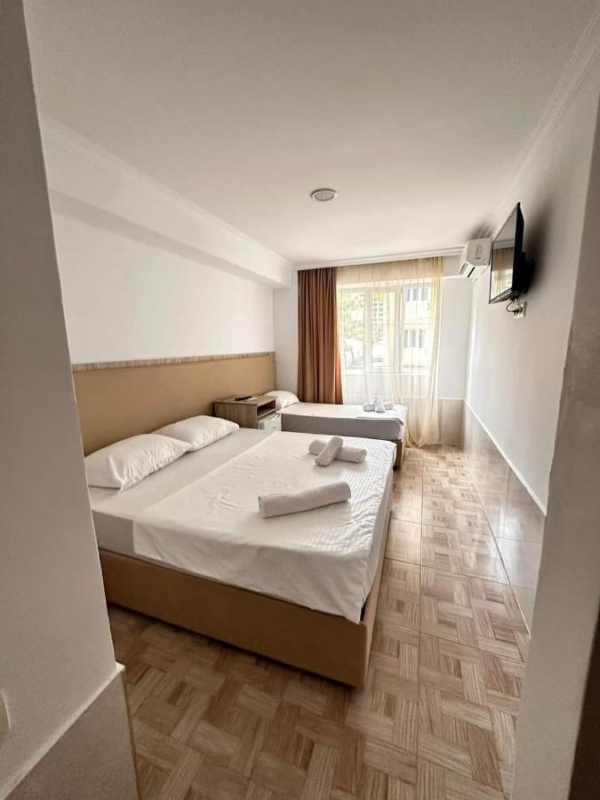 Femi Ji Hotel Batumi Kültér fotó